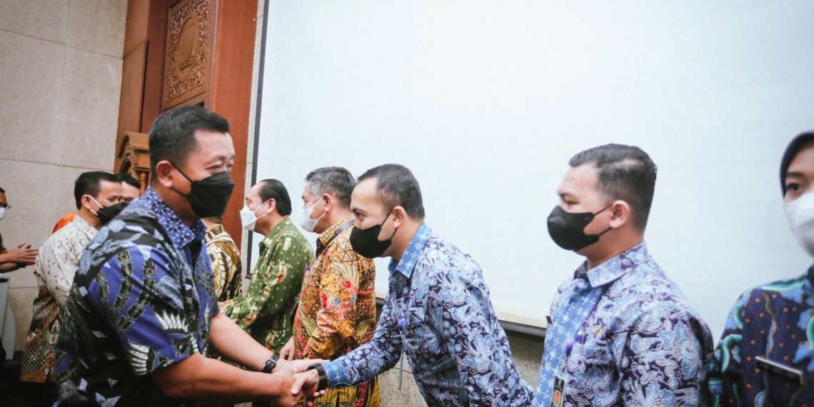 Sekda Kota Bandung Ingatkan Tupoksi Para Pejabat Baru di Setda Kota Bandung