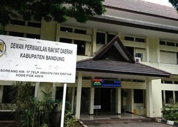 Dua Anggota DPRD Kabupaten Bandung Pindah Komisi, Ini Kata Ketua