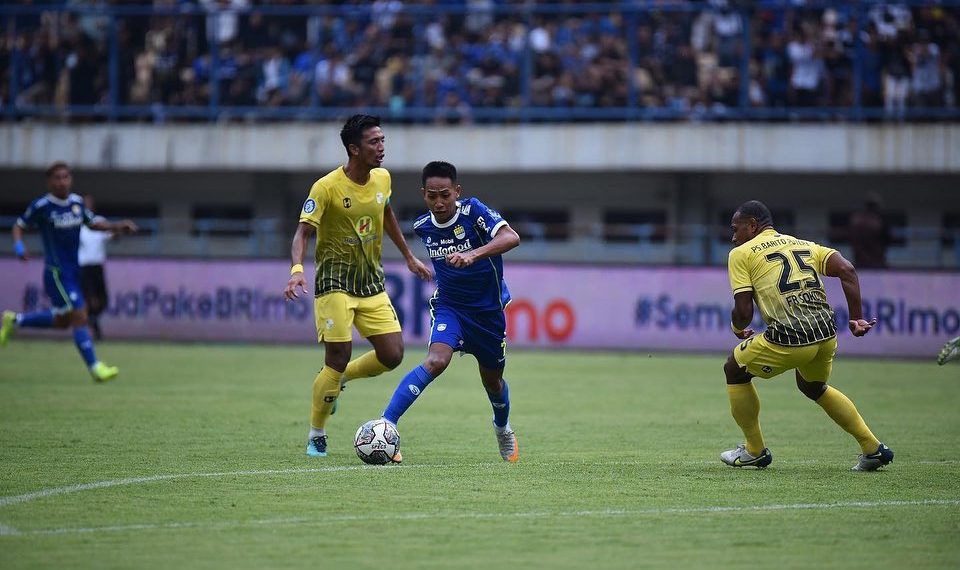 Jadi Pemain Muda Terbaik Beckham Putra Tak Ingin Cepat Puas