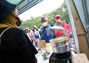 Laris Manis Aneka Kuliner Pedas Dalam Gelaran Bandung Seuhah 2