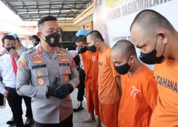 Polisi Ungkap Pelaku Curat Modus Pecah Kaca dan Ganjal ATM di Tasikmalaya