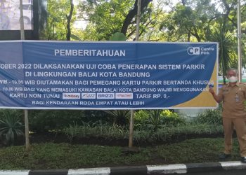 Parkir di Balaikota Bandung Kini Harus Punya Kartu Parkir Khusus