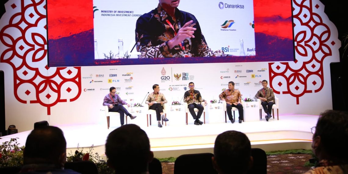 Investasu PLN Untuk 2 PLTS Terapung Tembus USD 104,95 juta