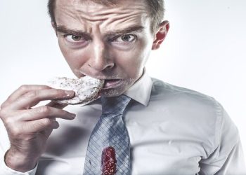 Sering Lapar saat Stres, Hati-Hati Pertanda Emotional Eating!