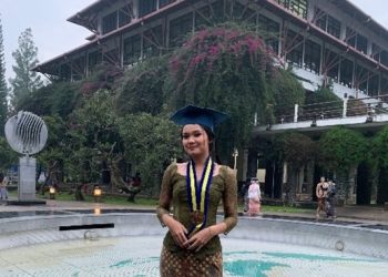 Jadi Wisudawan ITB dengan IPK 3,98 Ini Tips Belajar Aletha Shahisa