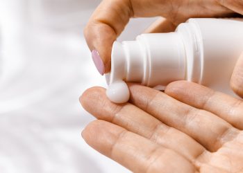 Pentingnya Sunscreen untuk Kesehatan Wajah