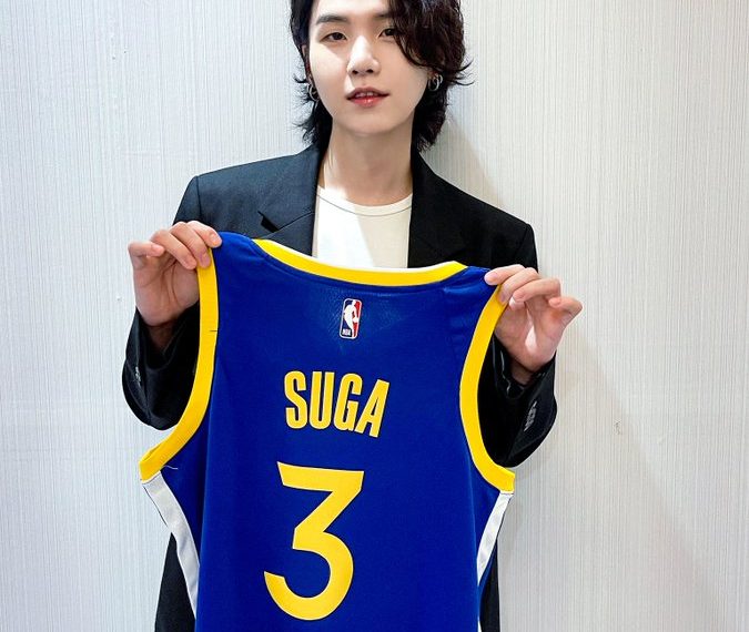 Demi Idolanya, Suga BTS Rela Terbang ke Jepang Temui Stephen Curry