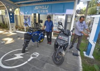 Pemerintah Mendorong Program Konversi Dari BBM ke Listrik