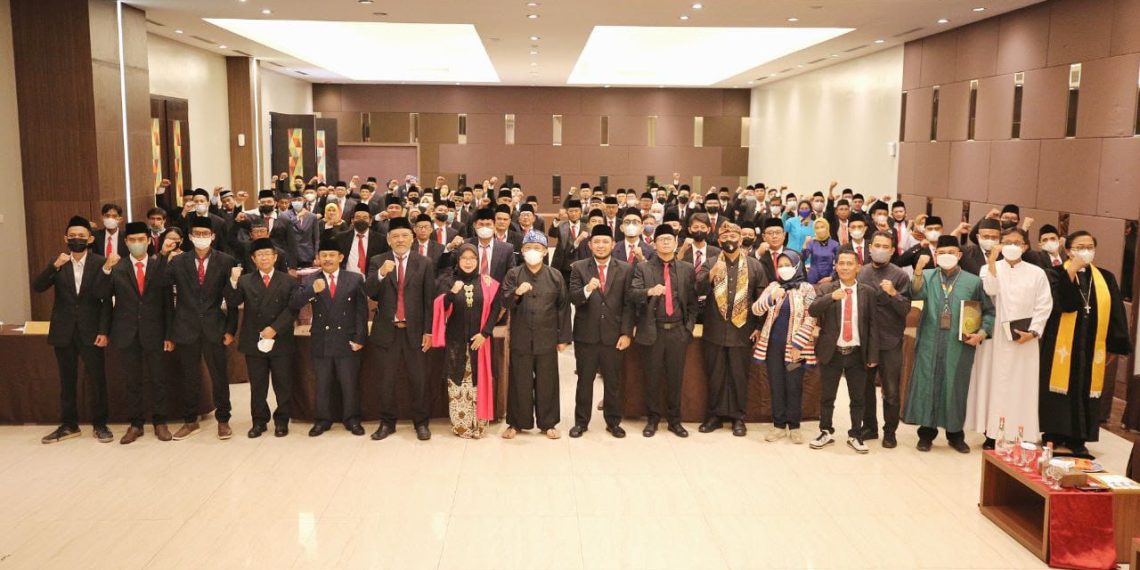 90 Anggota Panwaslu Kecamatan Kota Bandung Dilantik