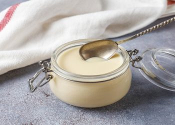 Masih Seduh Susu Kental Manis Untuk Diminum? Cek Faktanya!