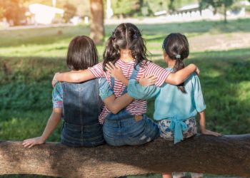 Ilustrasi Hari Anak Perempuan Sedunia (Sumber : Pixabay)