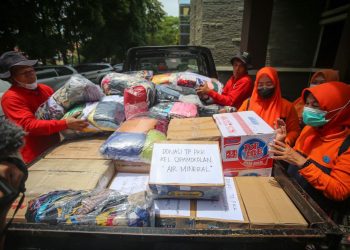 Peduli Gempa Cianjur, PKK Kota Bandung Kirim Bantuan Kemanusiaan