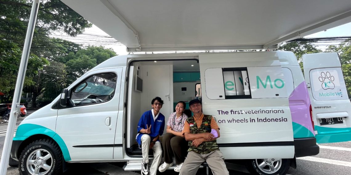 Klinik Mobile Hewan Pertama Kini Hadir di Bandung