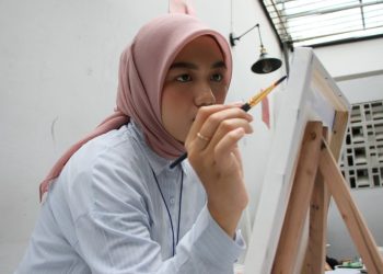 Area Lukis Braga Jadi Tempat “Healing” Baru, Ngopi Sambil Melukis