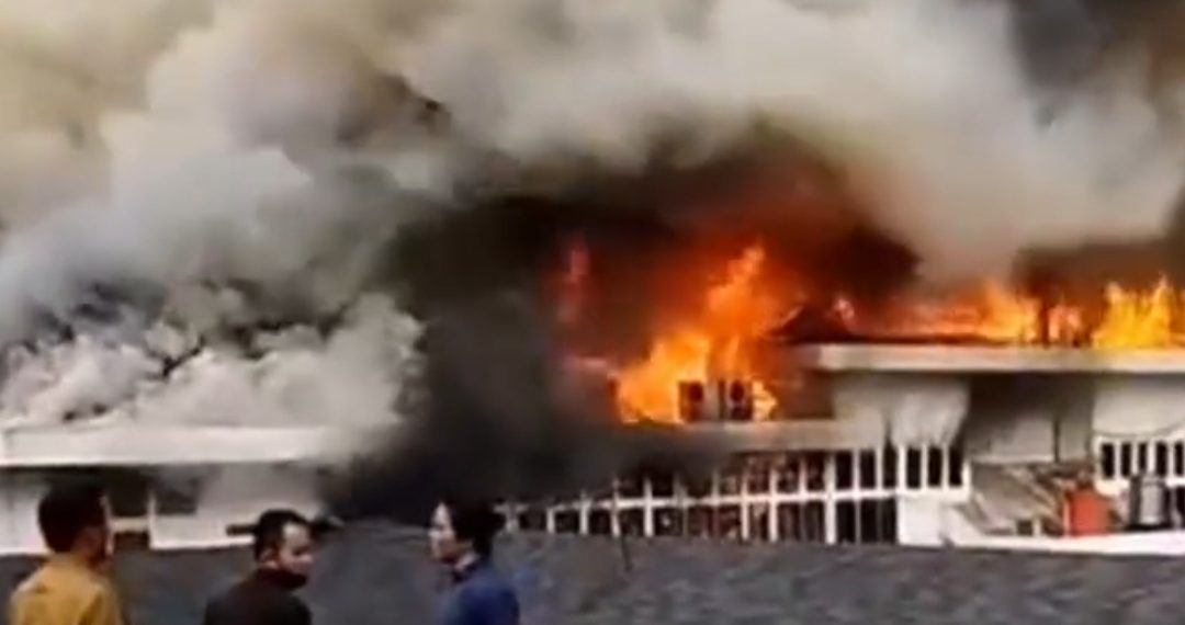 Kebakaran Terjadi di Balai Kota Bandung, ASN Berhamburan Keluar