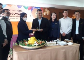 Puncak HUT 20 Tahun Grand Pasundan Hotel Tampilkan Longser Sangkuriang