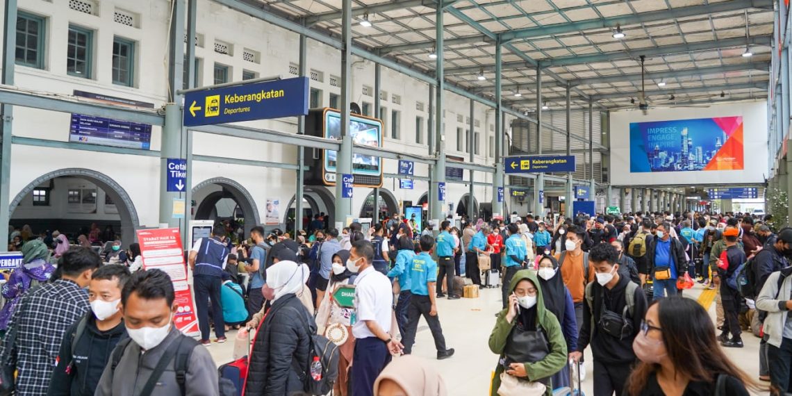 1 Juta Orang Gunakan Kereta Api selama Masa Libur Nataru