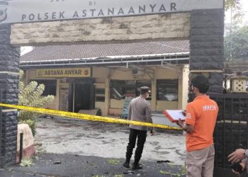Teror Bom Polsek Astana Anyar, Satu Anggota Polri Meninggal Dunia