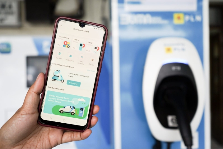 Wisatawan Apresiasi Hadirnya SPKLU PLN di Jalur Wisata