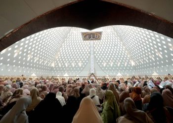 Masjid Raya Al Jabbar Makin Aktif Dipakai Majelis Taklim