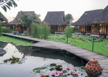 Nikmati Keindahan Wisata Garut Kampung Sumber Alam Dengan Nuansa Resort Tradisional