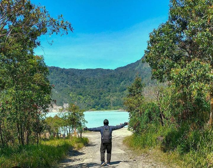 Wisata Kawah Talaga Bodas Cocok Untuk Berlibur