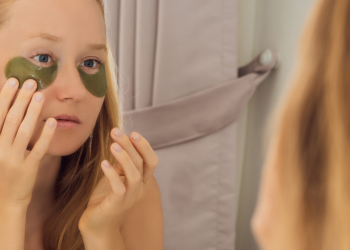 7 Cara menghilangkan Mata Panda Secara Alami Aman