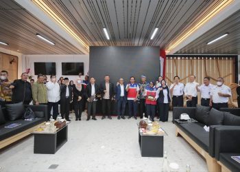 Tinjau Sarana Prasarana Kereta Api, DPR RI : Bandung Lokasi Yang Strategis