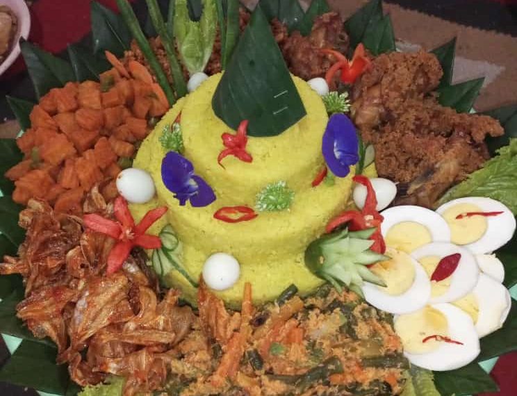 Nasi Tumpeng, Kepoin Sejarah dan Maknanya