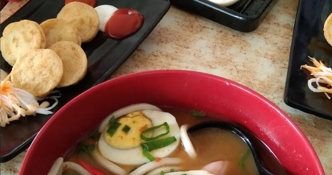 Mie Ramen Gorilla, Kuliner Pedas Rasa Bintang Lima Harga Kaki Lima