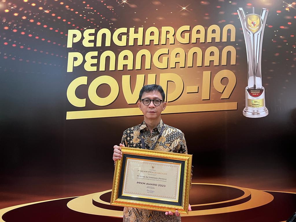 Dukung Pencegahan Covid-19, KAI Dapat Penghargaan PPKM Award 2023 ...