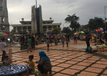 Suasana Alun-Alun Kota Banjar saat Ramadhan