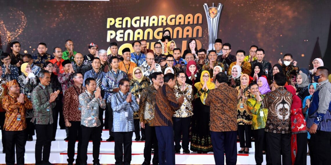 Holding BUMN Farmasi Raih Penghargaan PPKM Award 2023