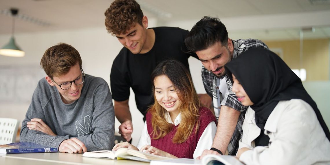 Siapkan Lulusan Jadi Pengusaha Global, SBM ITB Buka Kelas Internasional Berwawasan Wirausaha