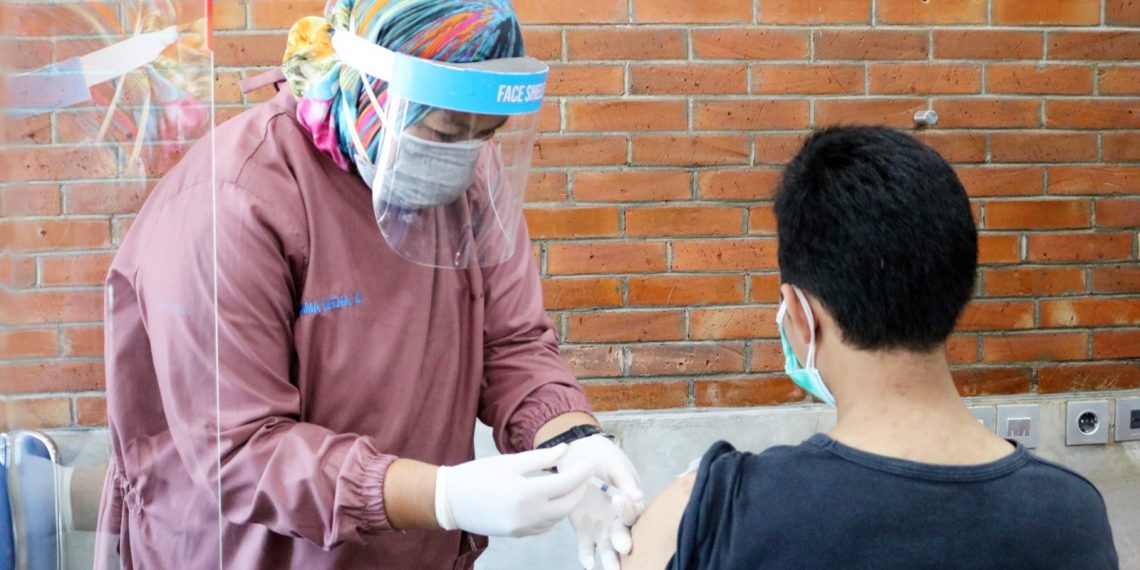 Mudahkan Pelangan KAJJ, KAI Sediakan Vaksin Booster Gratis Di Stasiun