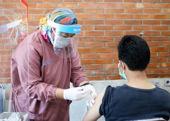 Mudahkan Pelangan KAJJ, KAI Sediakan Vaksin Booster Gratis Di Stasiun