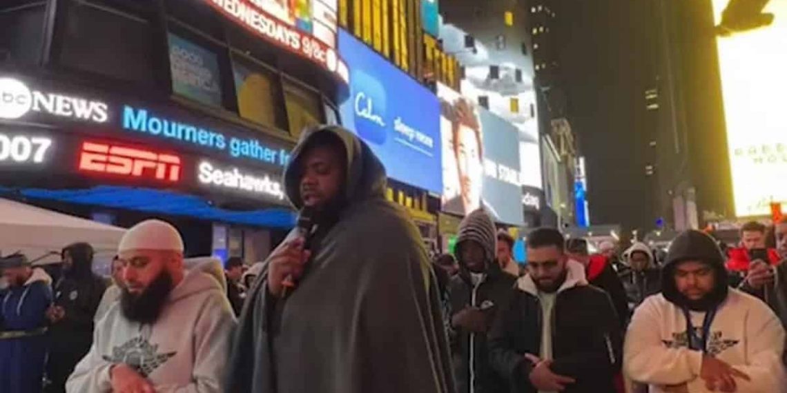 Pelaksanaan Shalat Tarawih di NYTS