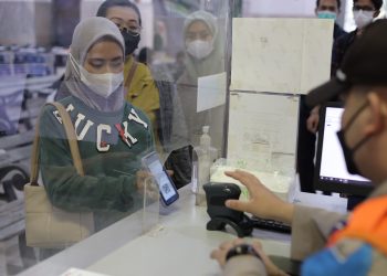 Tingkatkan Layanan Statsiun Bandung, Layanan Loket KA Lokal Bandung Berubah