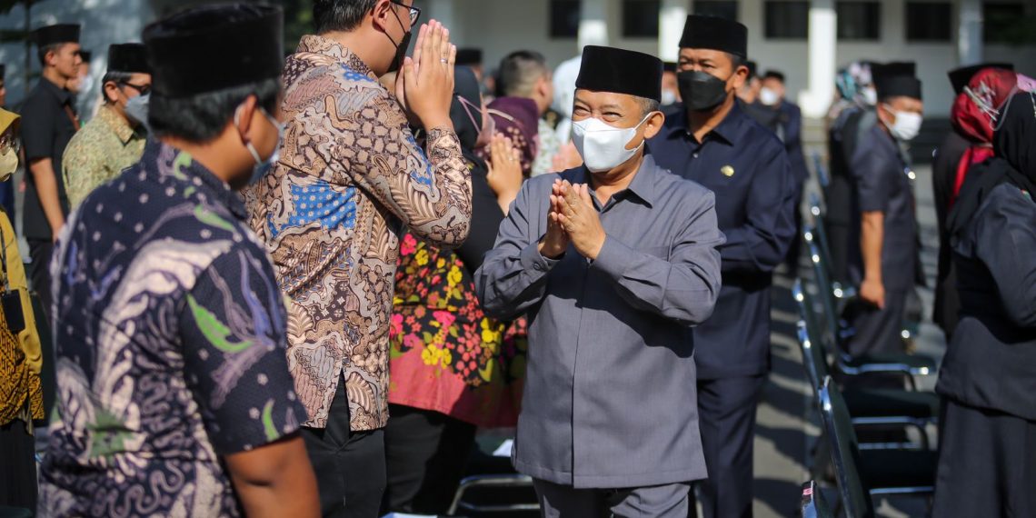 Lantik Pejabat Pemkot Bandung, Yana: Tuntaskan Isu Strategis Pembangunan Kota