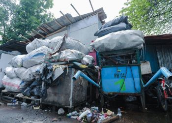 Angkutan Sampah di Kota Bandung Belum Normal, Ema : Baru 168  Dari Normal 220 Ritasinya