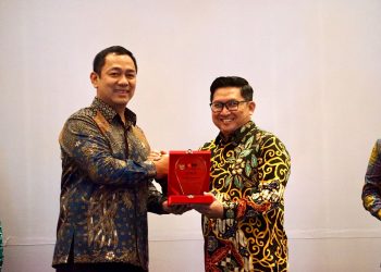 Pemda Provinsi Jabar Raih Penghargaan Unit Kerja Pengadaan Barang/Jasa Proaktif