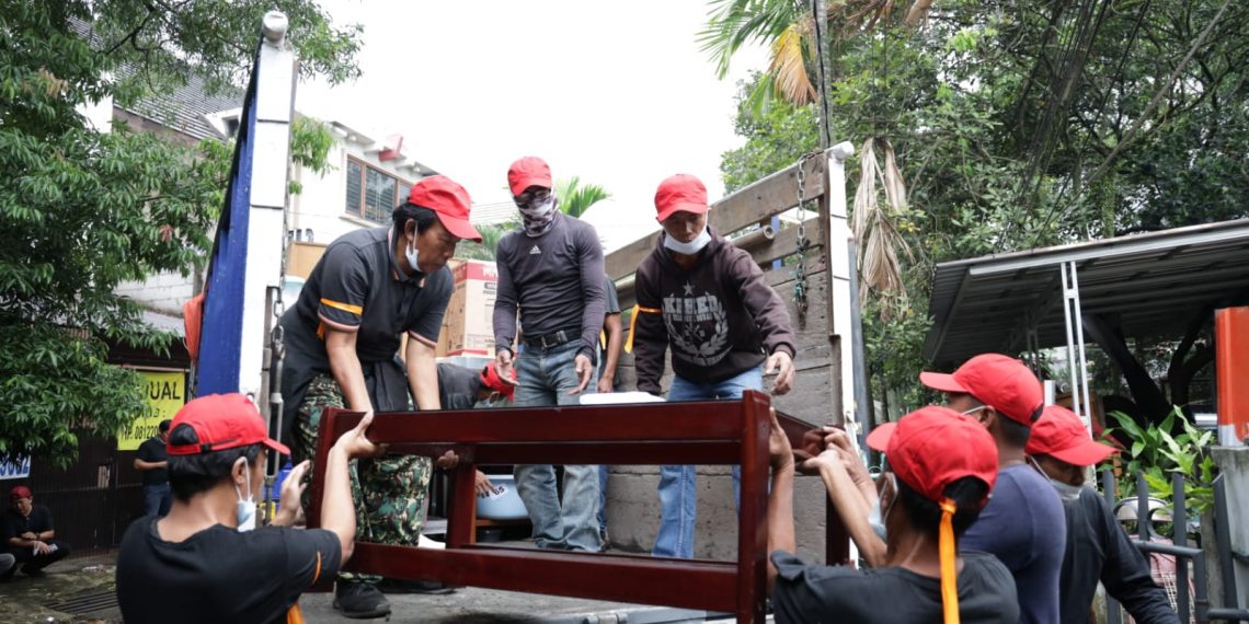 Kedepankan Humanis, Penertiban Aset KAI di Taman Cibunut Bandung Berjalan Tertib