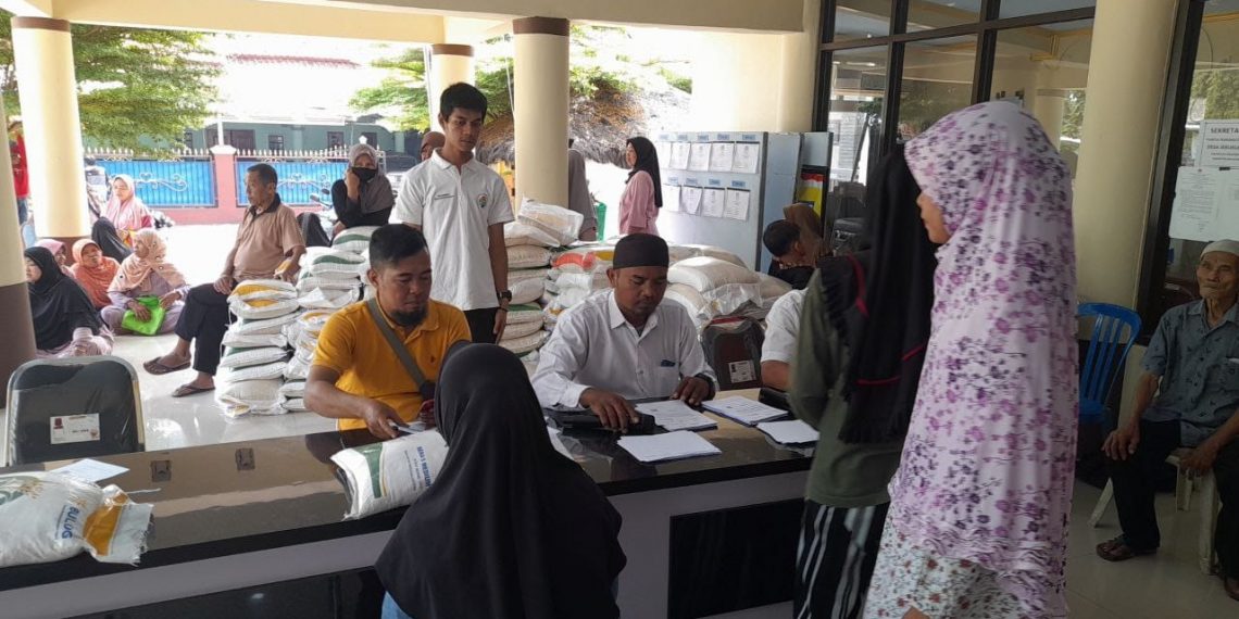 Bulog Kanwil Jabar Sukses Salurkan 44.277 ton beras bagi 44,2 juta KPM