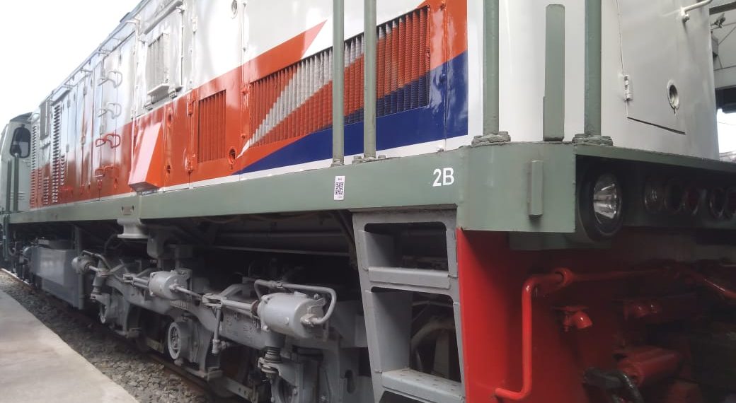 Awas ! KA Tak Bisa Berhenti Mendadak, Berikut Penjelasan Secara Teknisnya.