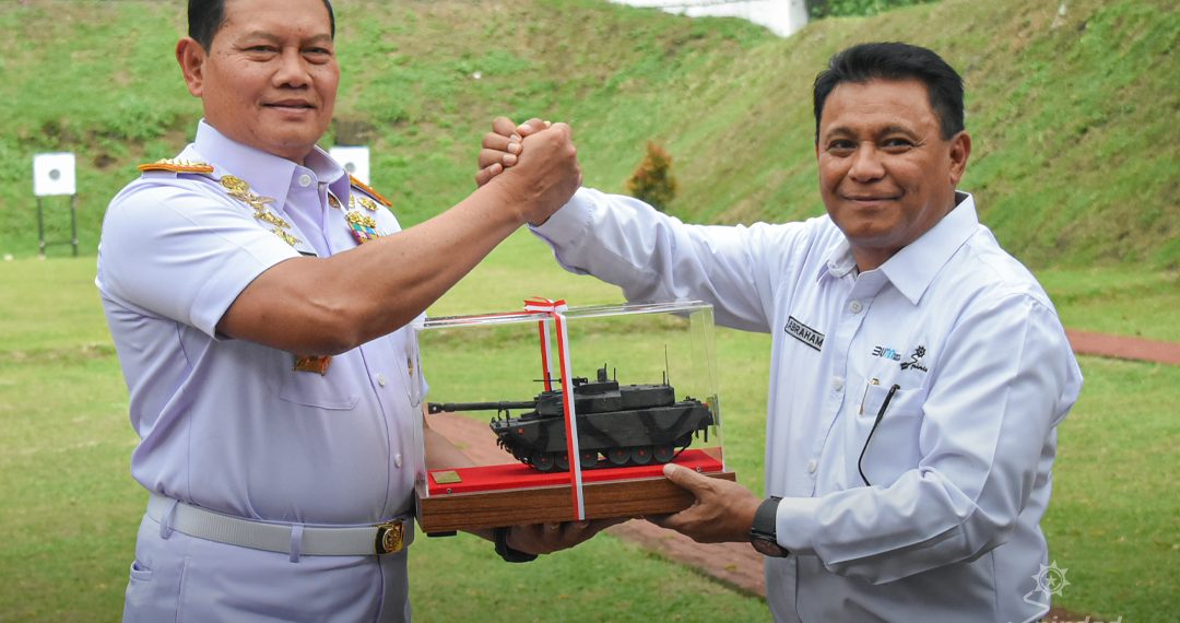 Panglima AB Australia Apresiasi Kemajuan Alutsista TNI Produksi Dalam Negeri