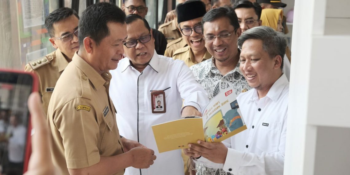 Microlibrary Alun-alun Bandung Usung Literasi Antikorupsi