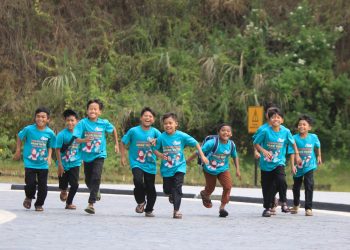 Sambut Tahun Baru Islam, Lazis DH Ajak 100 Anak Yatim dan Lansia Dhuafa Wisata Edukasi