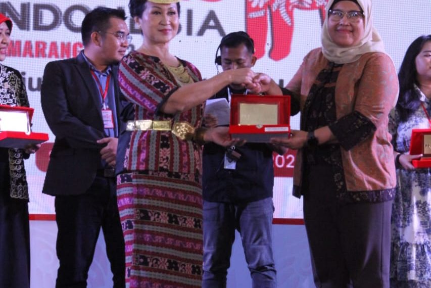 ITB Raih PERHUMAS PR EXCELLENCE Award 2023 Kategori ESG