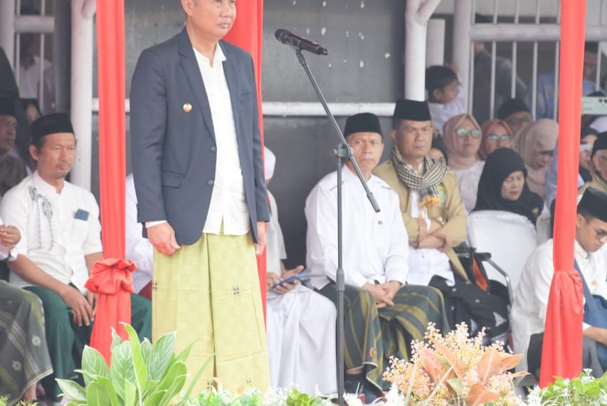 Bey Machmudin Peringati Hari Santri di Tasikmalaya