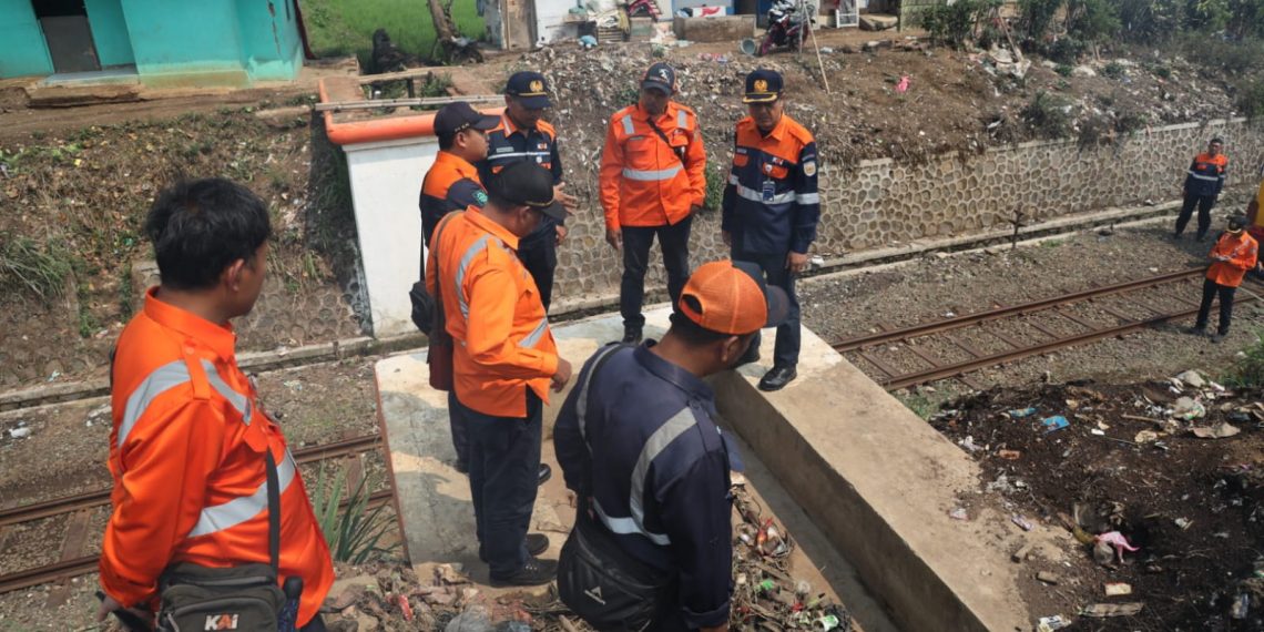 Memasuki Musim Hujan, Daop 2 Bandung Siagakan AMUS dan Pantau Titik Rawan